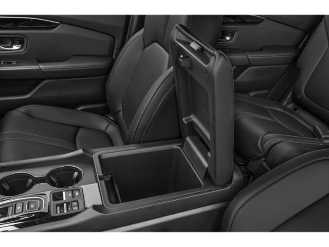 new 2025 Honda Pilot car, priced at $48,280