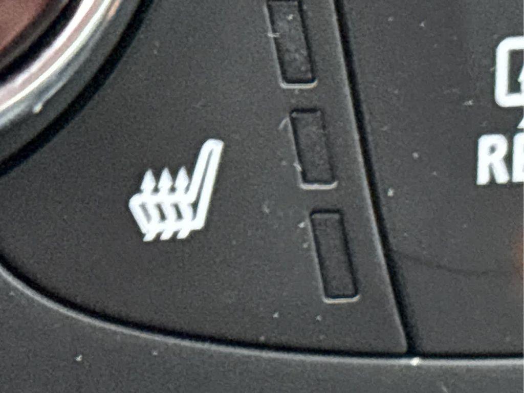 used 2023 Chevrolet Equinox car, priced at $21,235