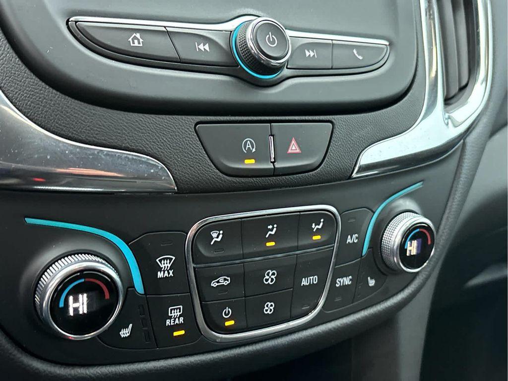 used 2023 Chevrolet Equinox car, priced at $21,235