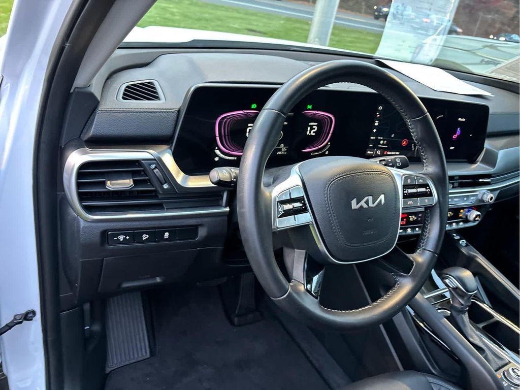 used 2023 Kia Telluride car, priced at $31,535