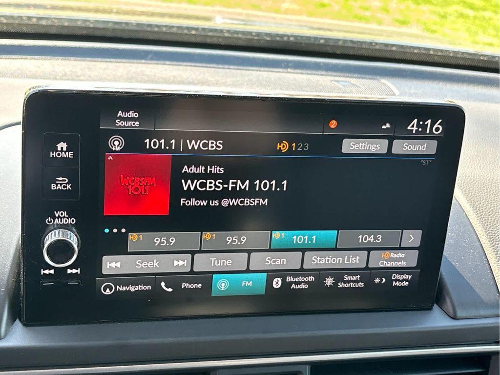 used 2023 Honda Pilot car, priced at $40,235