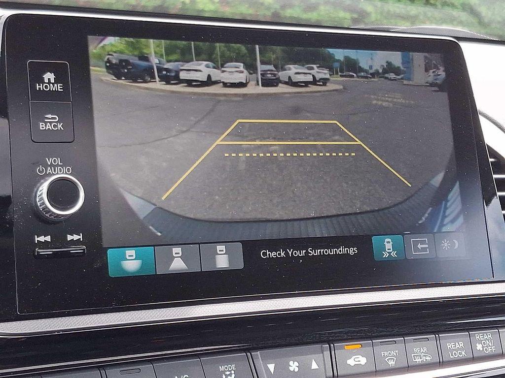 used 2025 Honda Odyssey car, priced at $46,684