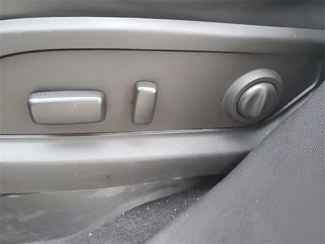 used 2015 Buick Enclave car, priced at $10,000