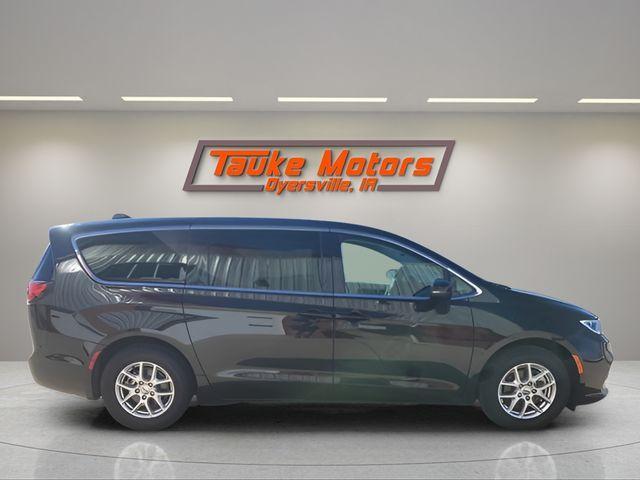 used 2023 Chrysler Pacifica car, priced at $24,500