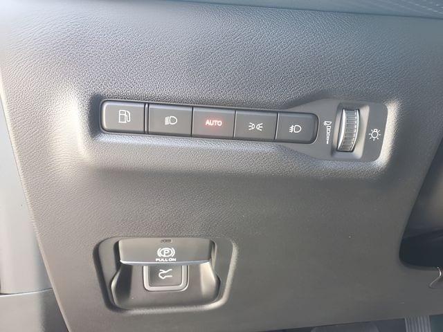 new 2026 Jeep Cherokee car, priced at $40,513