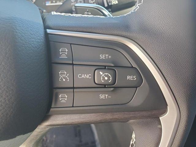 new 2025 Jeep Grand Cherokee car, priced at $50,380