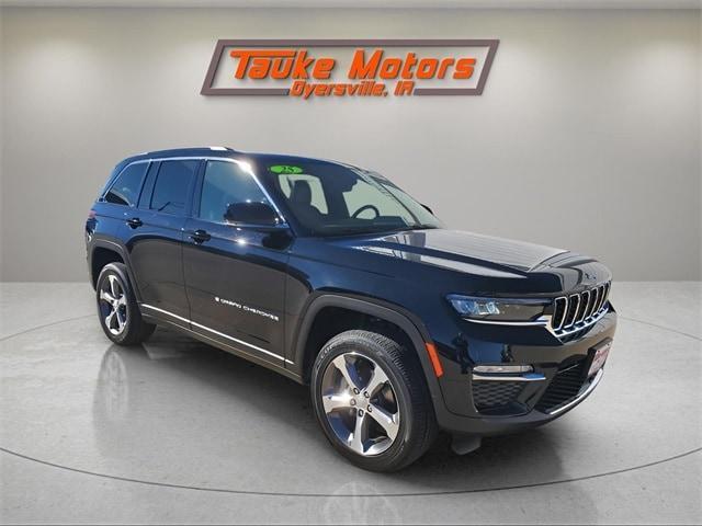 new 2025 Jeep Grand Cherokee car, priced at $50,380