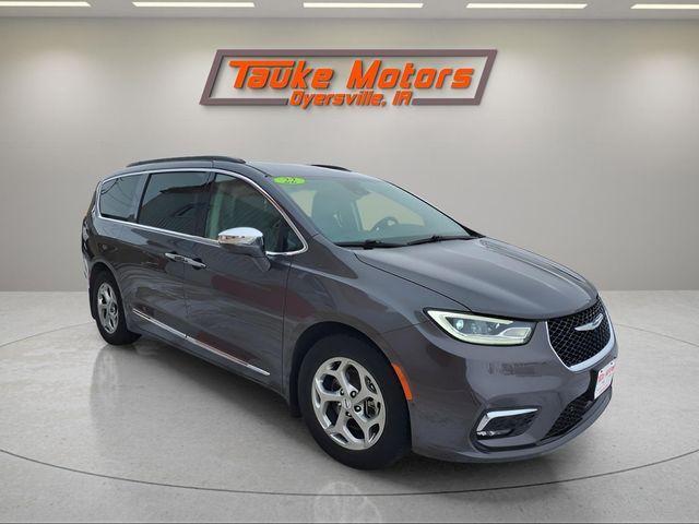 used 2022 Chrysler Pacifica car, priced at $22,000