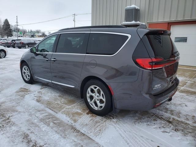 used 2022 Chrysler Pacifica car, priced at $24,000