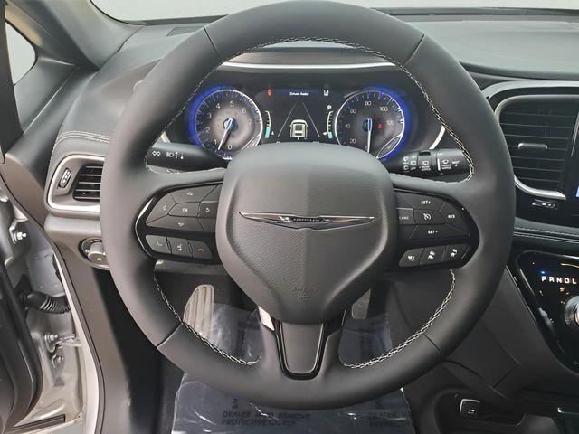 new 2026 Chrysler Pacifica car, priced at $48,450