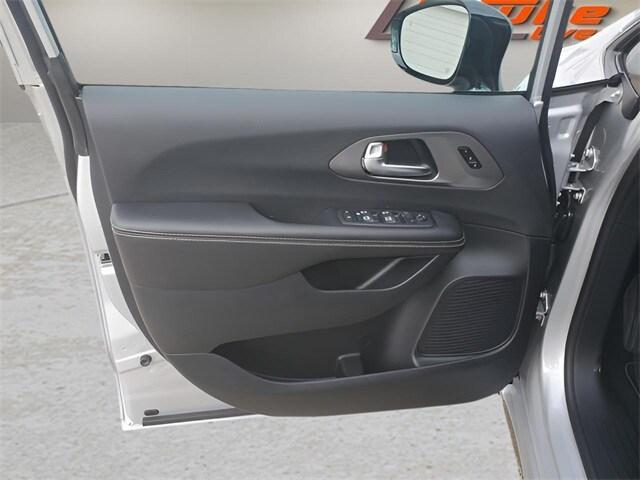 new 2026 Chrysler Pacifica car, priced at $48,450