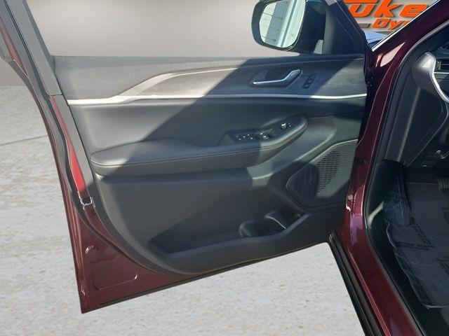 new 2025 Jeep Grand Cherokee L car, priced at $53,330