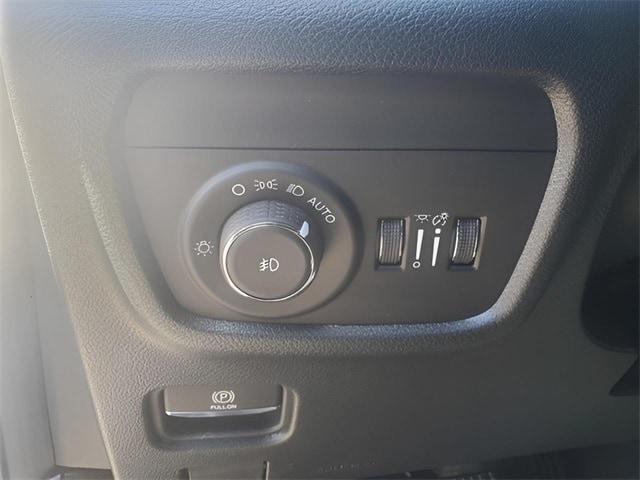 new 2025 Jeep Grand Cherokee car, priced at $51,385