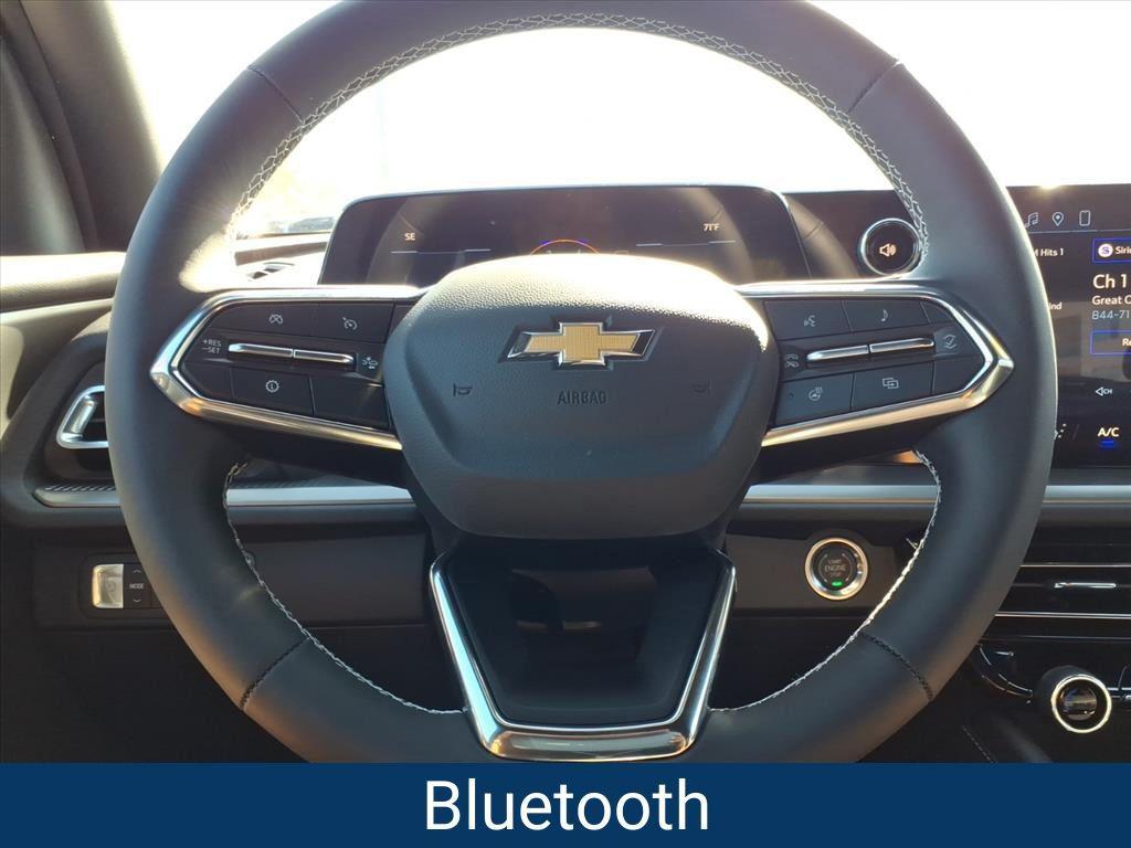 new 2026 Chevrolet Traverse car, priced at $37,420