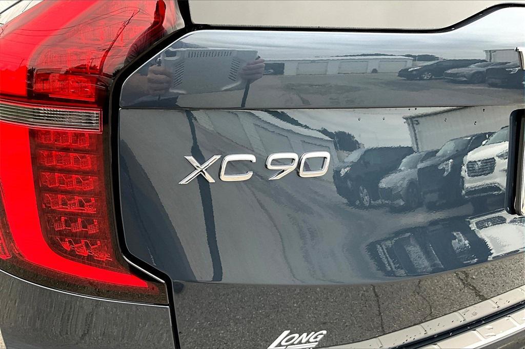 new 2026 Volvo XC90 car, priced at $75,155