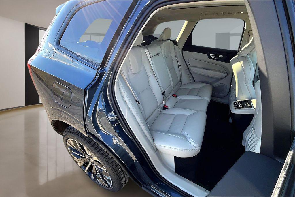 new 2026 Volvo XC60 car, priced at $64,055