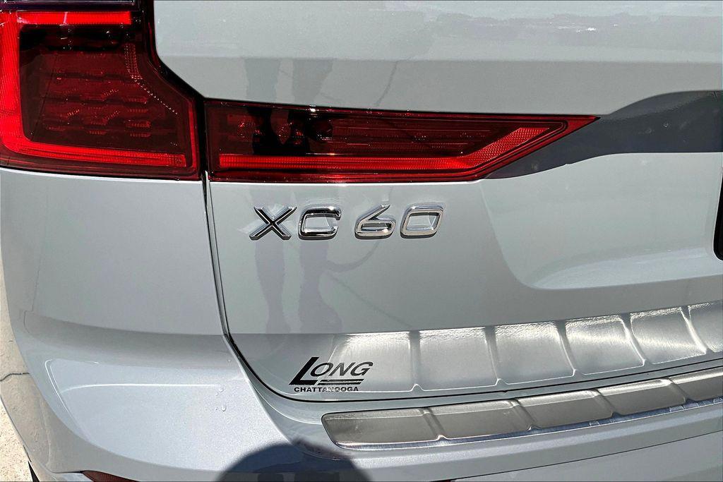 new 2026 Volvo XC60 car, priced at $58,105
