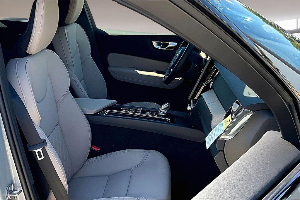 new 2026 Volvo XC60 car, priced at $58,105