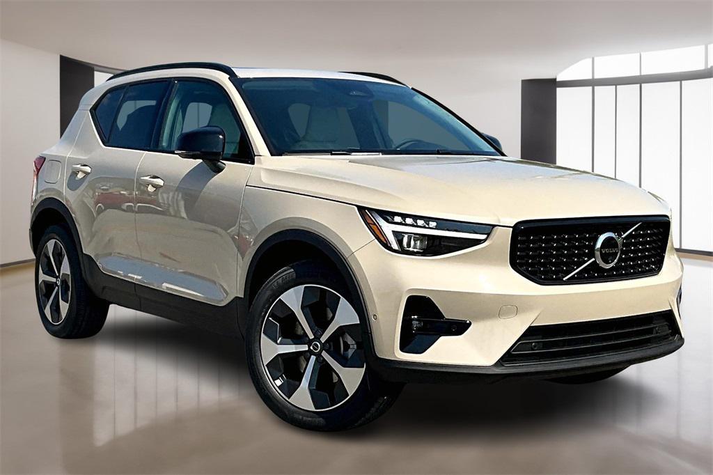 new 2026 Volvo XC40 car, priced at $44,999
