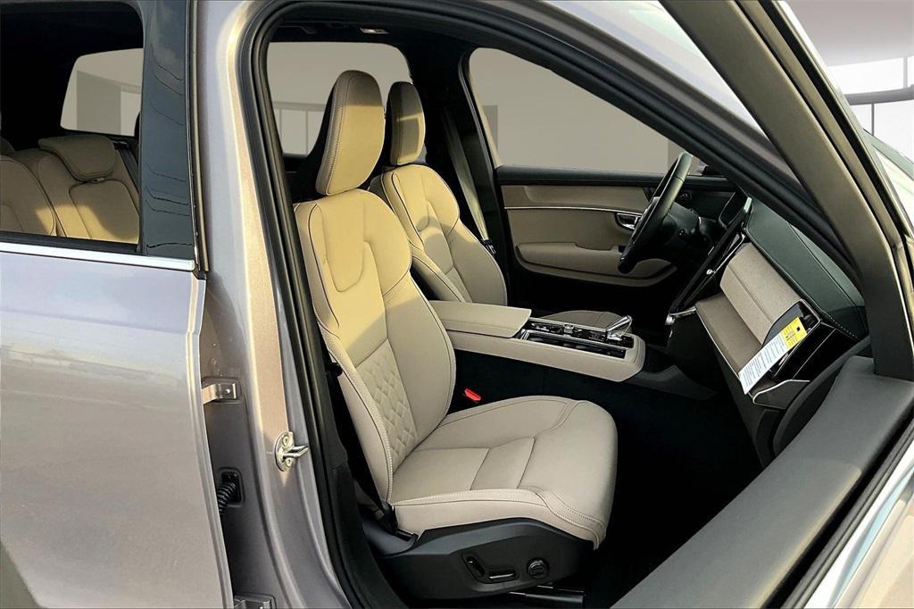 new 2026 Volvo XC90 car, priced at $71,825