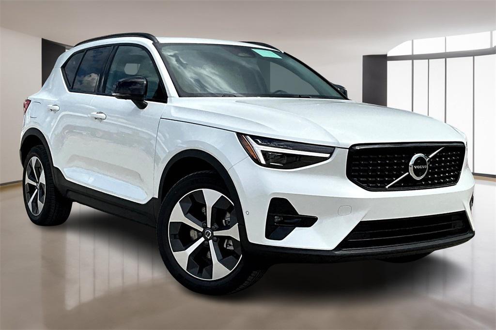 new 2026 Volvo XC40 car, priced at $49,999