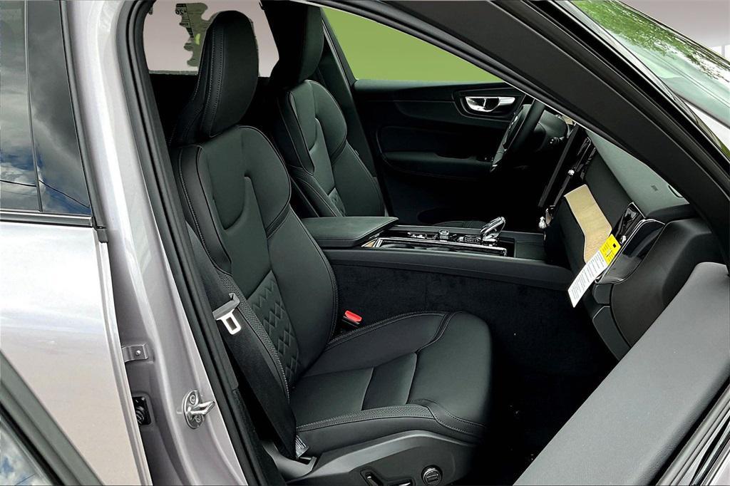 new 2026 Volvo XC60 car, priced at $57,985