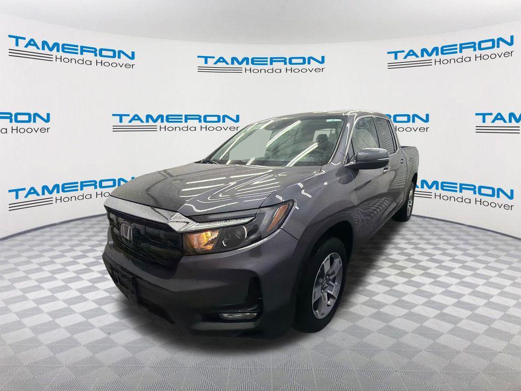 used 2025 Honda Ridgeline car, priced at $33,299