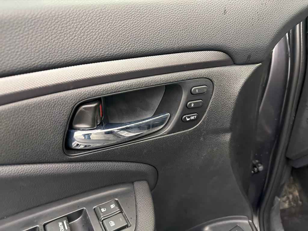 used 2025 Honda Ridgeline car, priced at $33,299