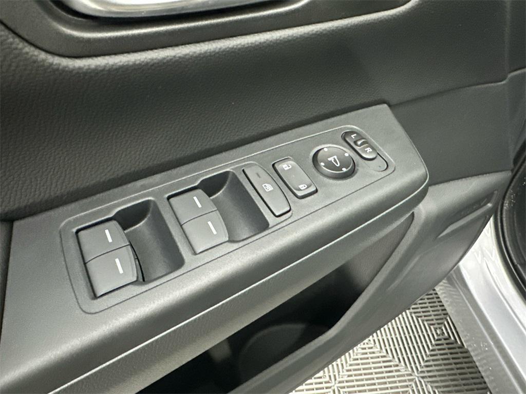 new 2026 Honda CR-V Hybrid car, priced at $40,175