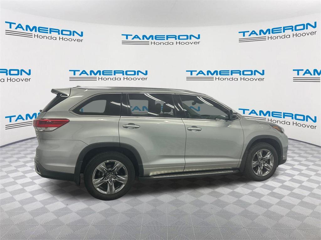 used 2019 Toyota Highlander car, priced at $23,099