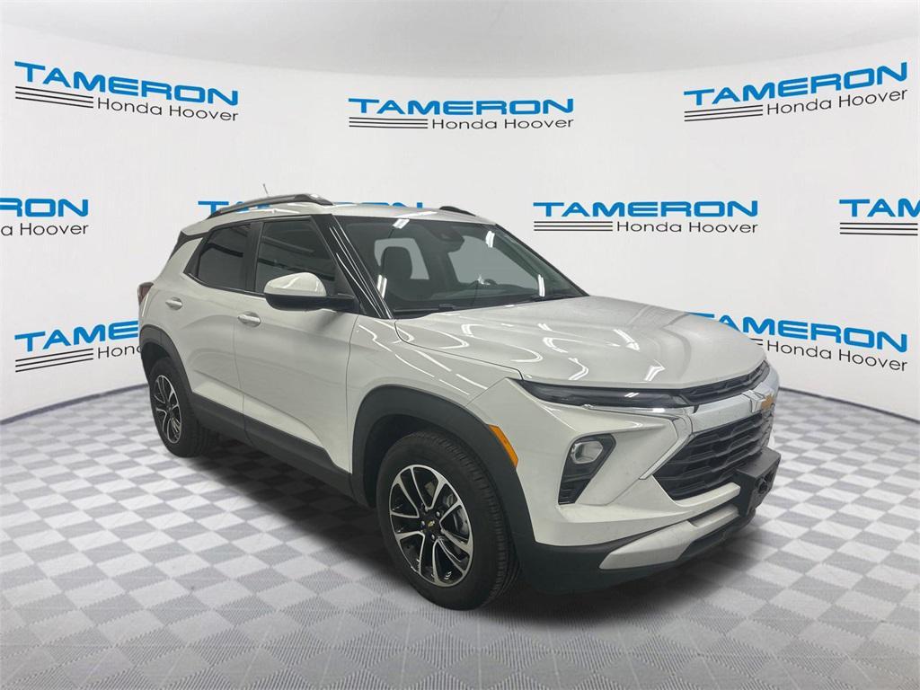 used 2024 Chevrolet TrailBlazer car, priced at $19,029