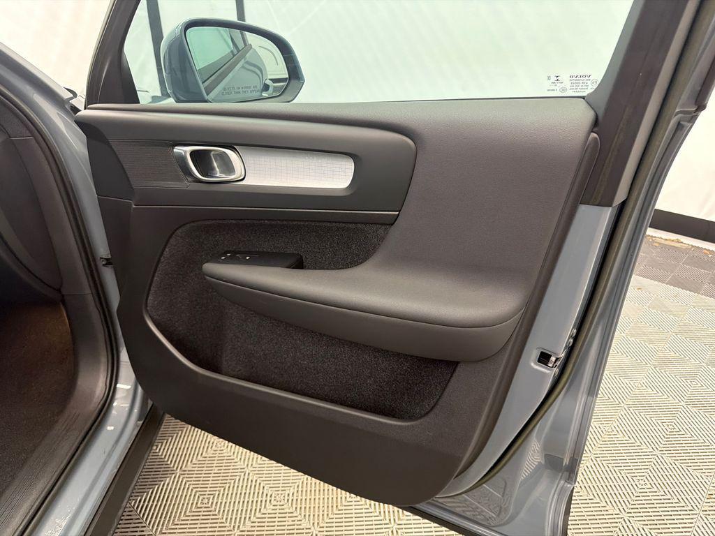 used 2023 Volvo XC40 car, priced at $23,697