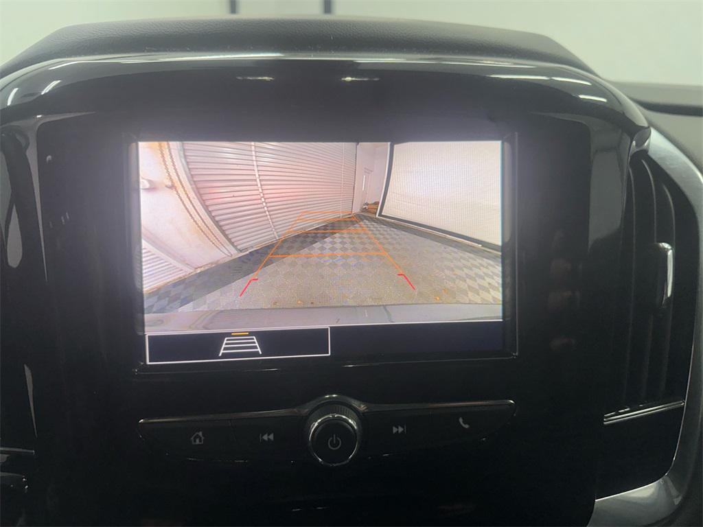 used 2023 Chevrolet Traverse car, priced at $23,729