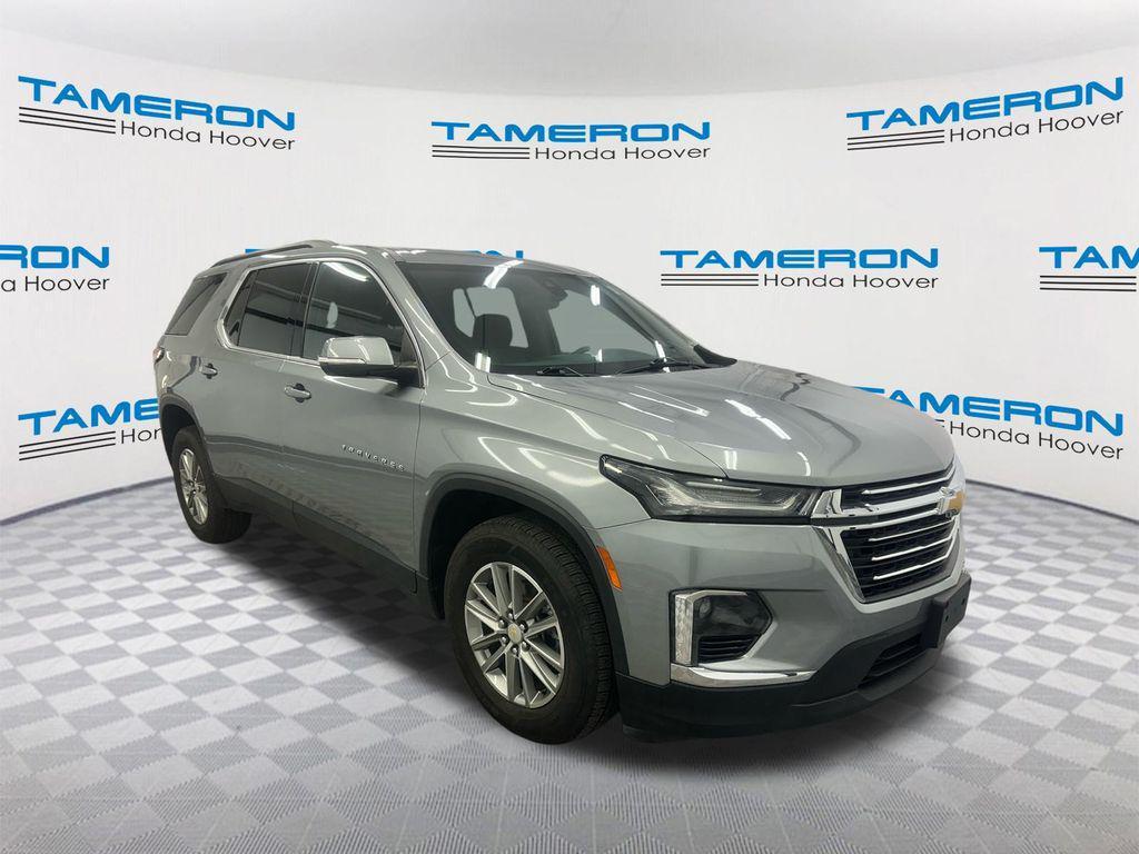 used 2023 Chevrolet Traverse car, priced at $21,999