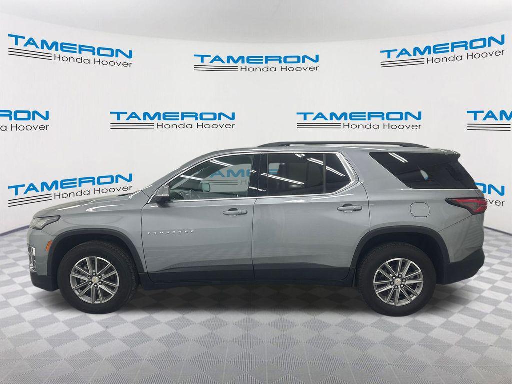 used 2023 Chevrolet Traverse car, priced at $21,999