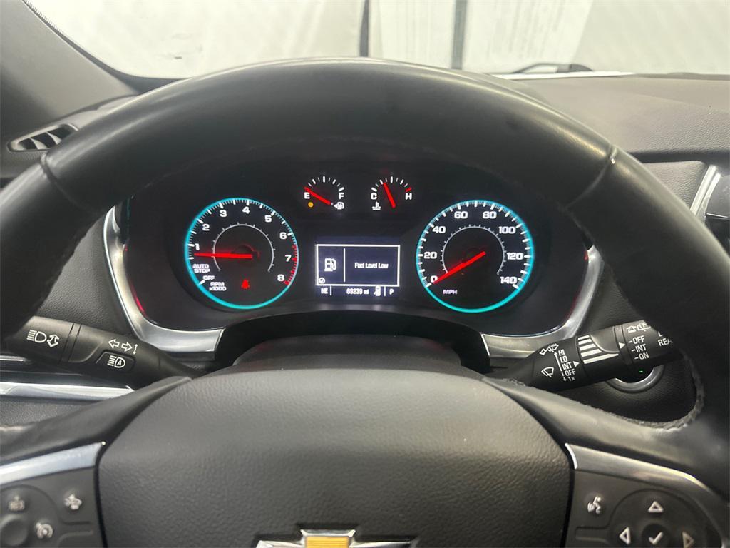 used 2023 Chevrolet Traverse car, priced at $23,729