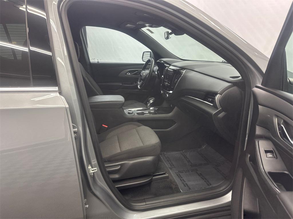 used 2023 Chevrolet Traverse car, priced at $23,479