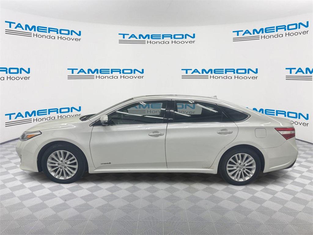 used 2013 Toyota Avalon Hybrid car, priced at $10,995