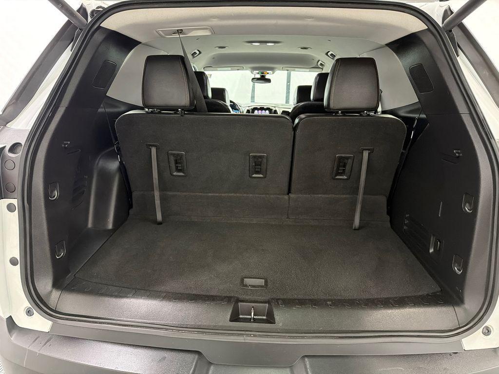 used 2020 Chevrolet Traverse car, priced at $11,995