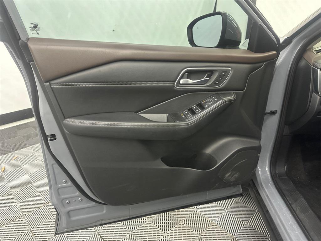 used 2021 Nissan Rogue car, priced at $21,019