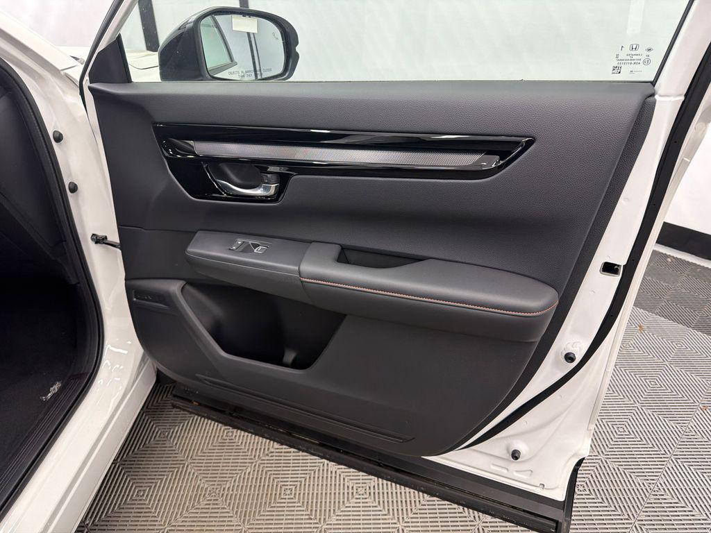 new 2026 Honda CR-V Hybrid car, priced at $44,455