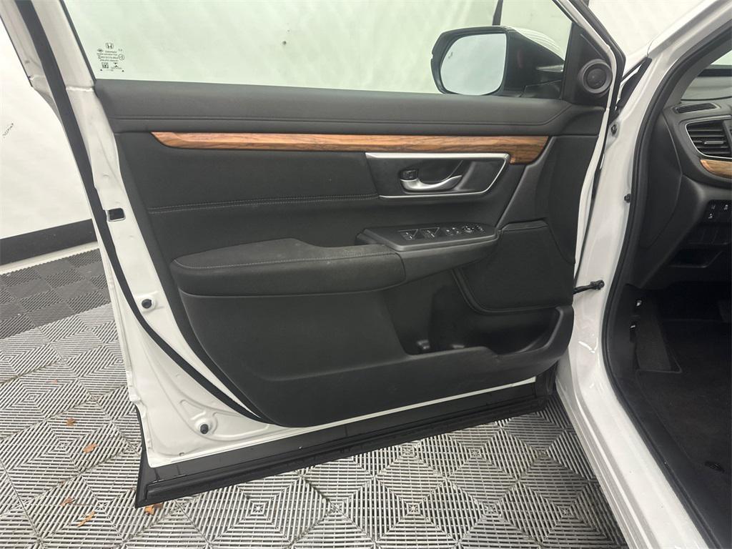 used 2020 Honda CR-V car, priced at $24,880