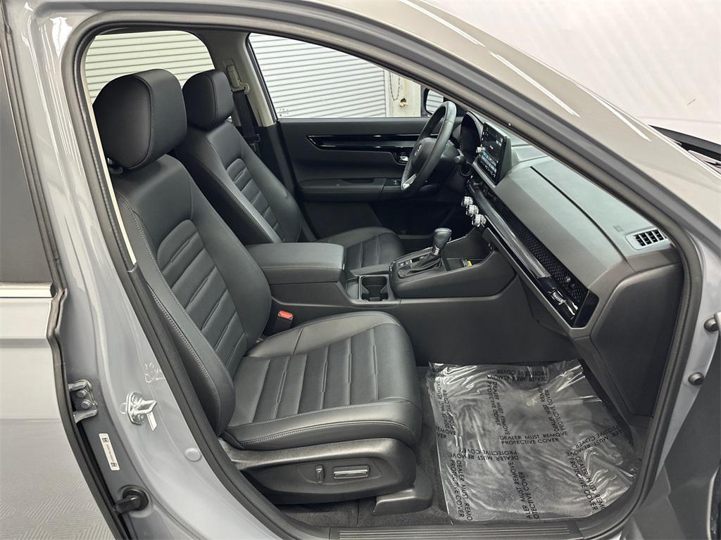 used 2024 Honda CR-V car, priced at $32,132