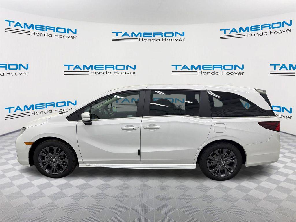 new 2026 Honda Odyssey car, priced at $49,445