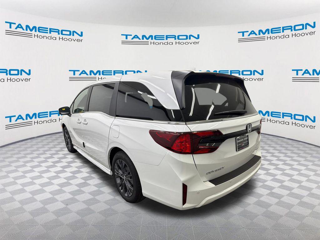 new 2026 Honda Odyssey car, priced at $49,445