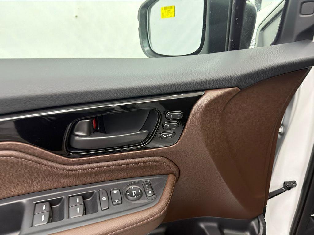 new 2026 Honda Odyssey car, priced at $49,445