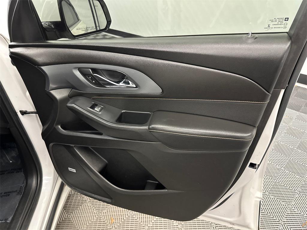 used 2018 Chevrolet Traverse car, priced at $12,704