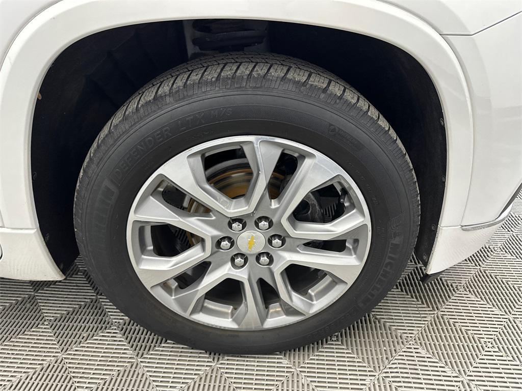 used 2018 Chevrolet Traverse car, priced at $12,704