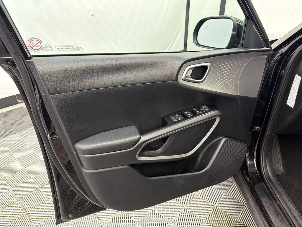 used 2024 Kia Soul car, priced at $14,248