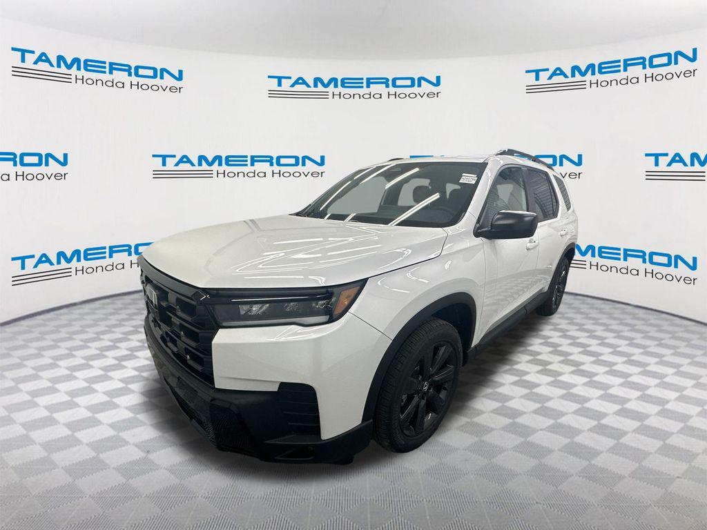 new 2026 Honda Pilot car, priced at $44,145